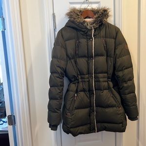 Ralph Lauren hooded down parka w/faux fur trim; fits like a 14 tag says XL